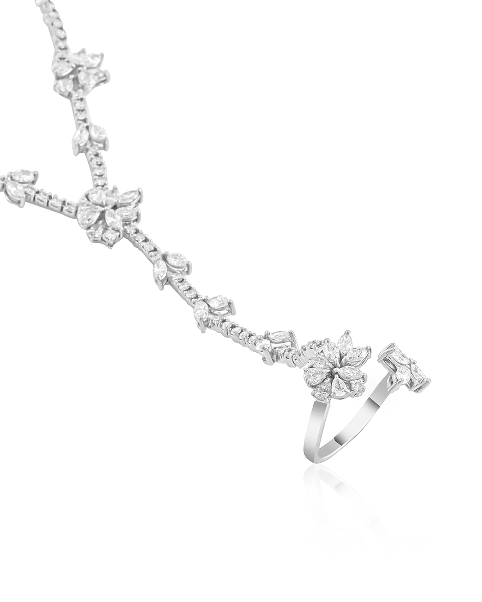 Diamond Bloom Hand Harness - Image 3