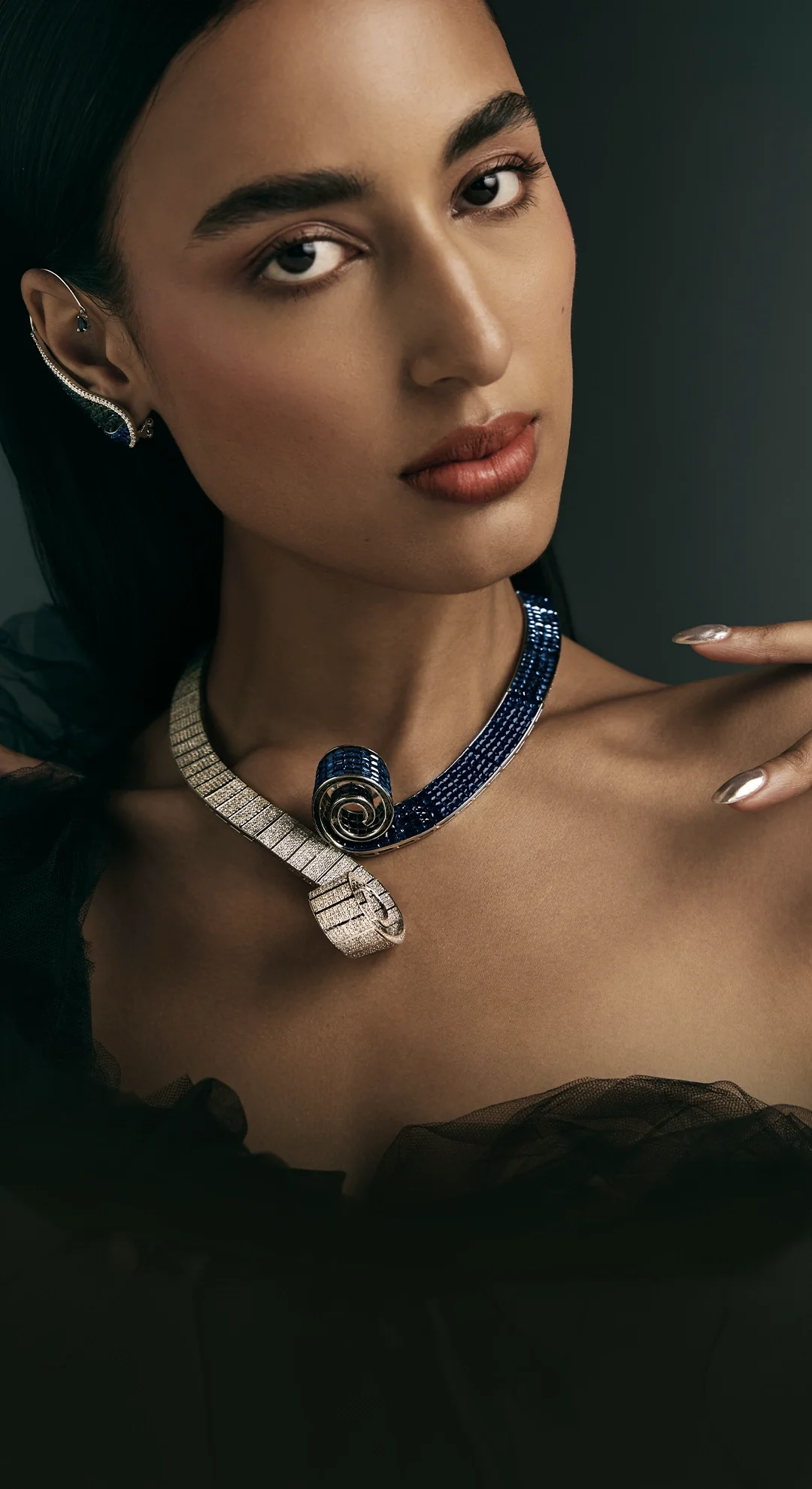 Embrace the Swirl Necklace - Image 2