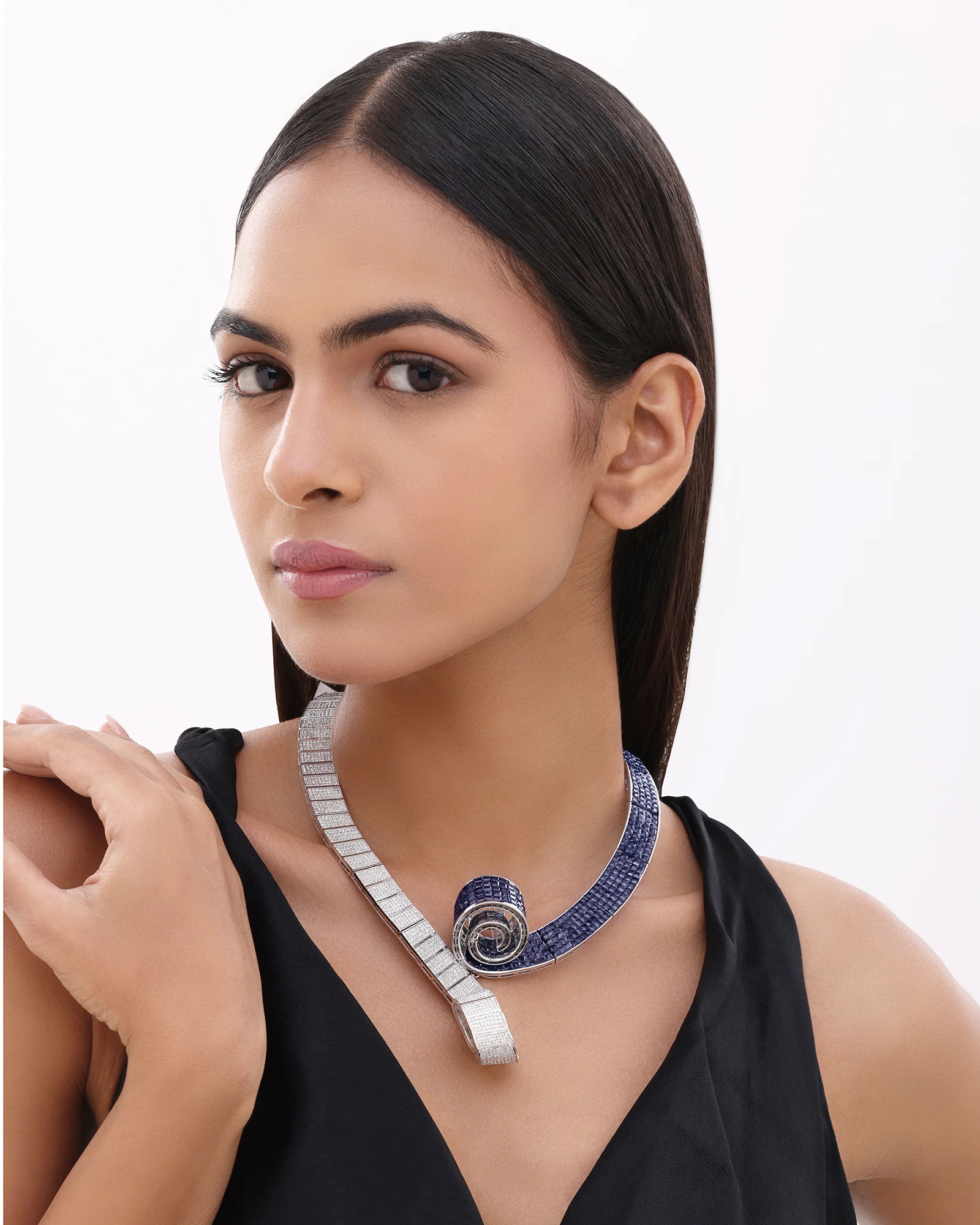 Embrace the Swirl Necklace - Image 5