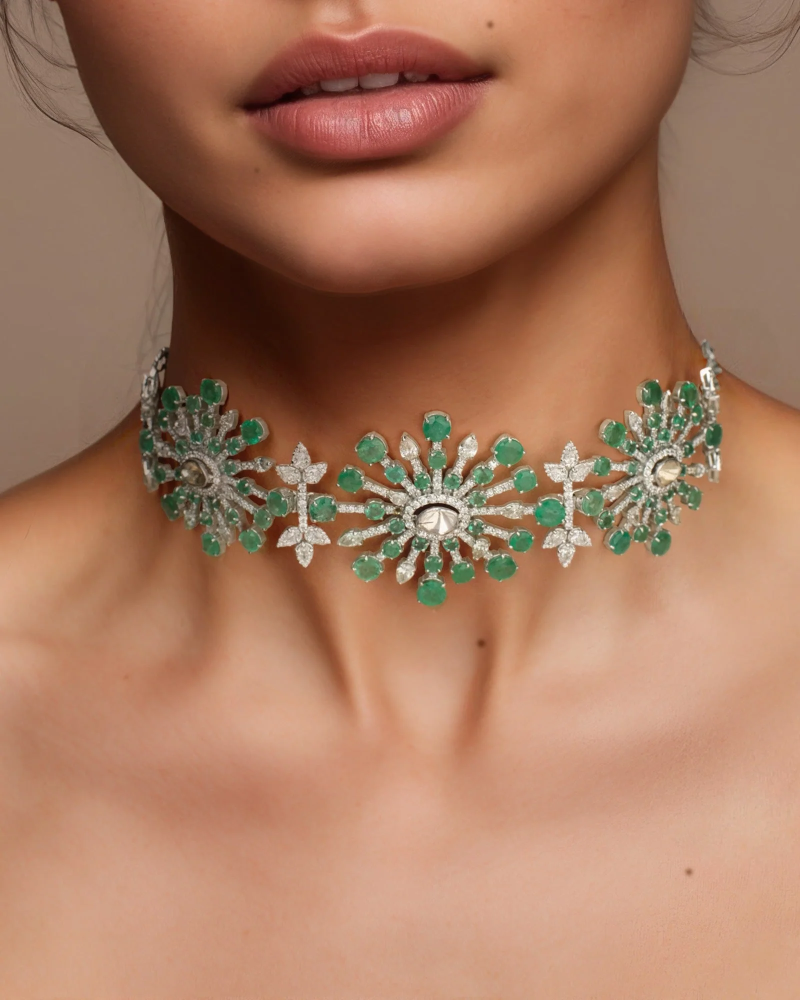 Emerald Dew Drops Choker - Image 2