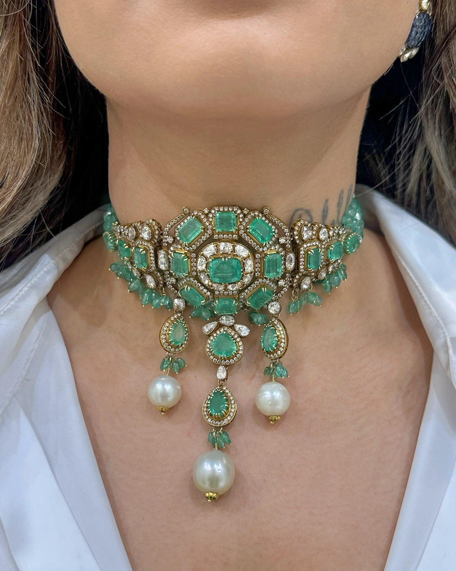 Emerald Durbar Choker - Image 2