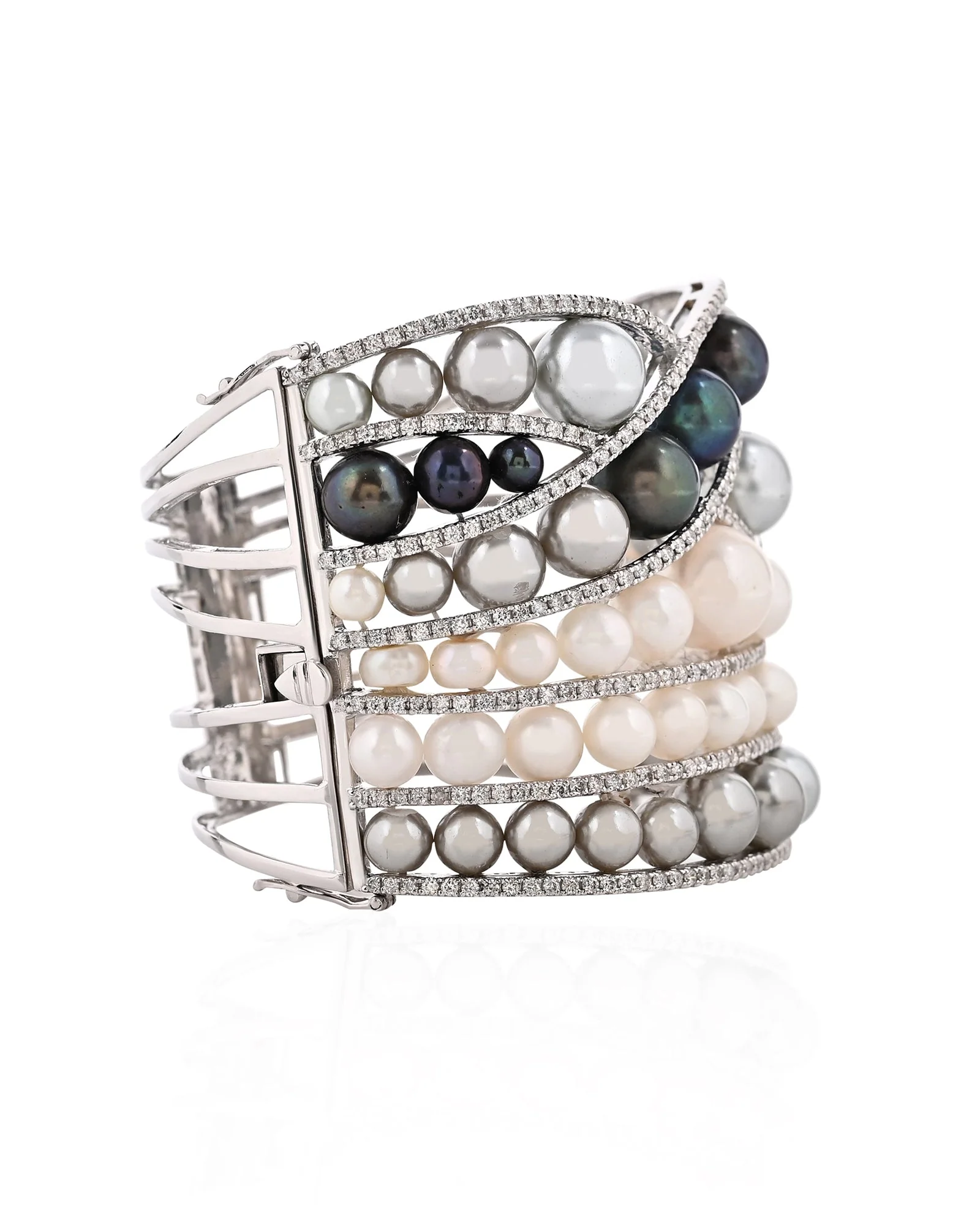 Pearls Crossover Bracelet - Image 4