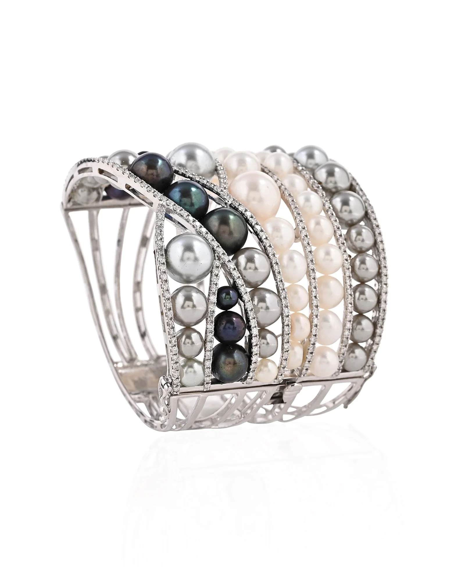 Pearls Crossover Bracelet - Image 5