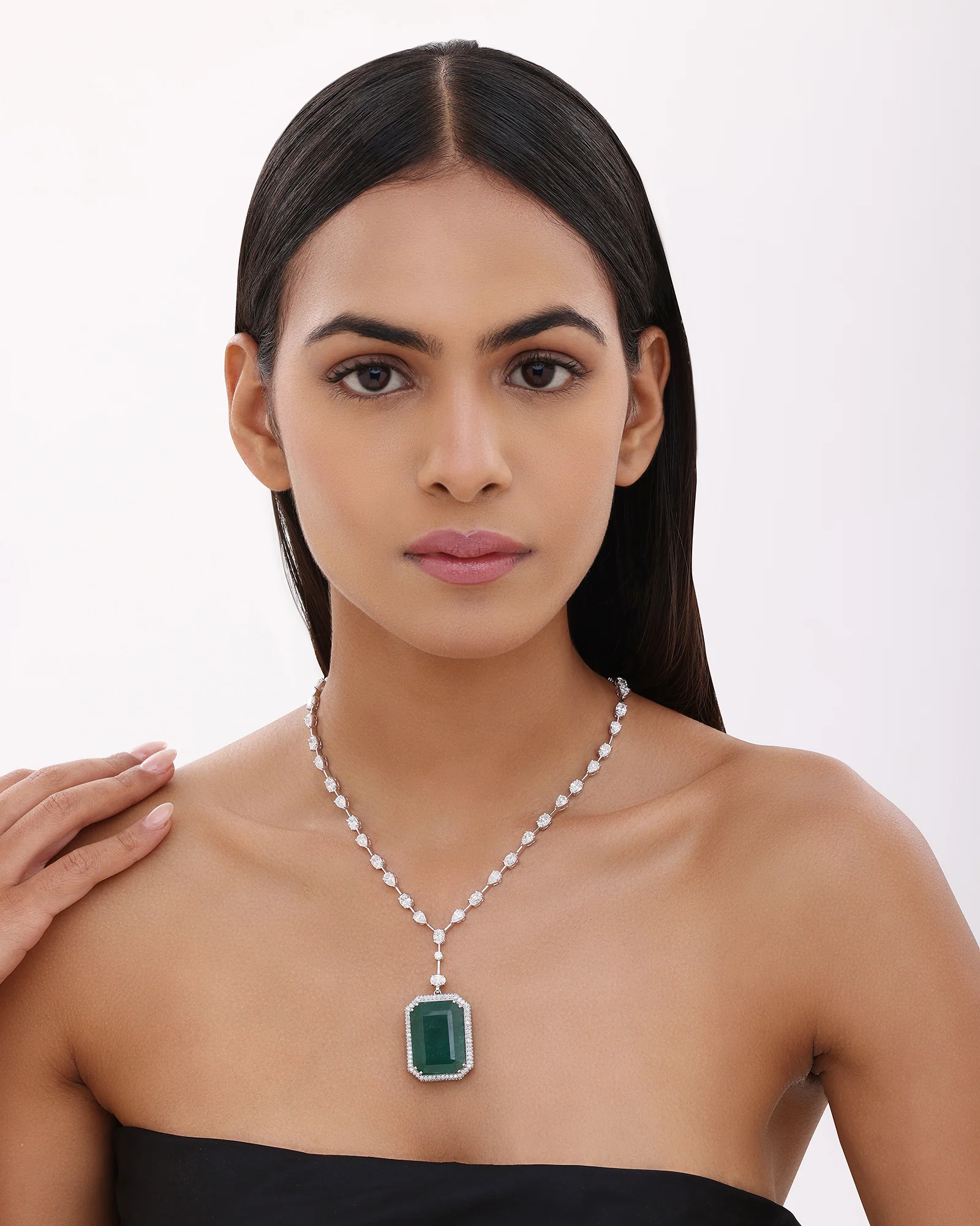 Revolution String Cube Necklace - Image 2