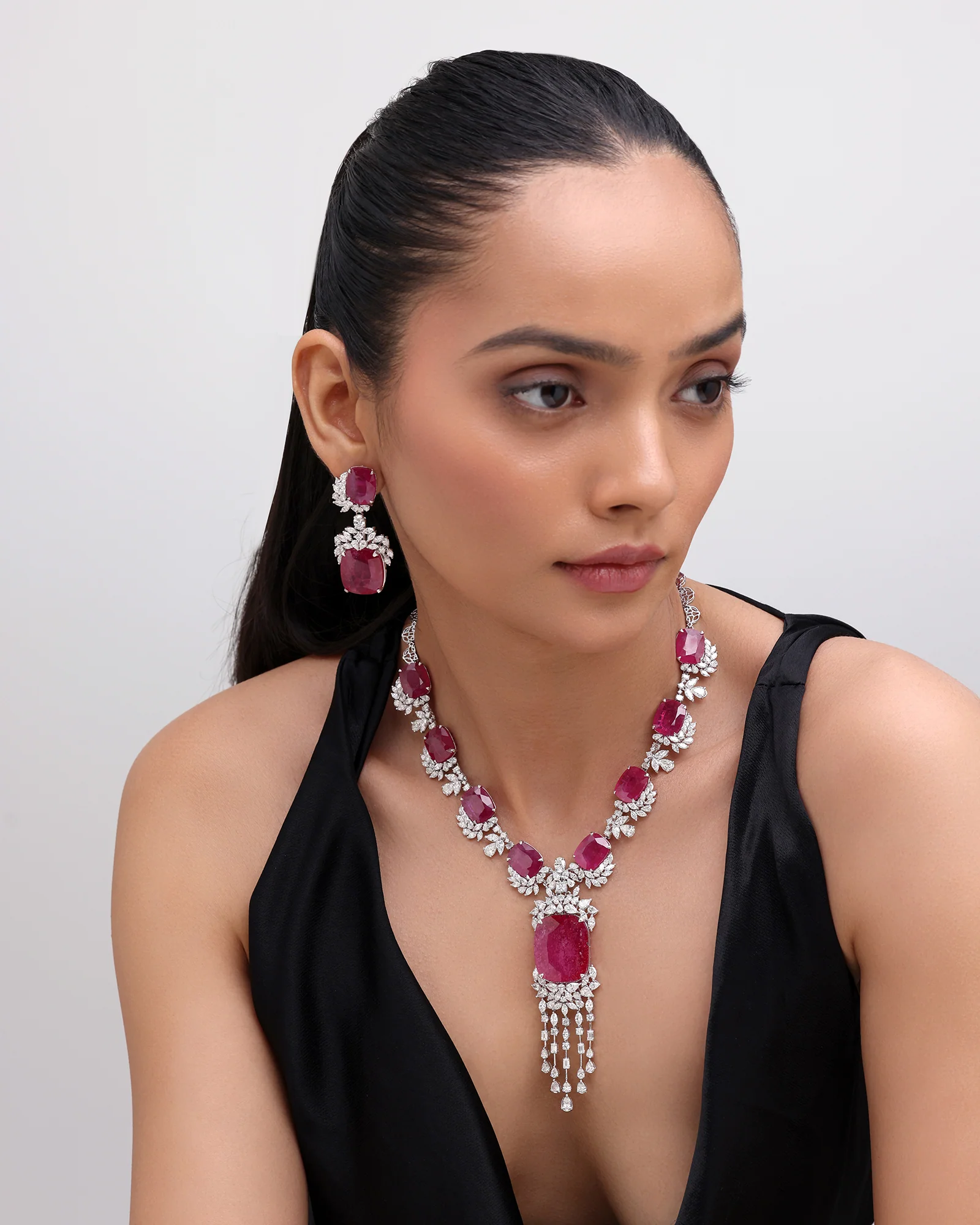 Ruby Rouge Necklace - Image 2