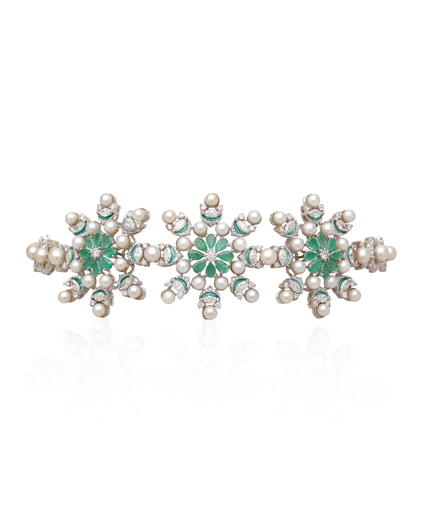 Snowflake Choker