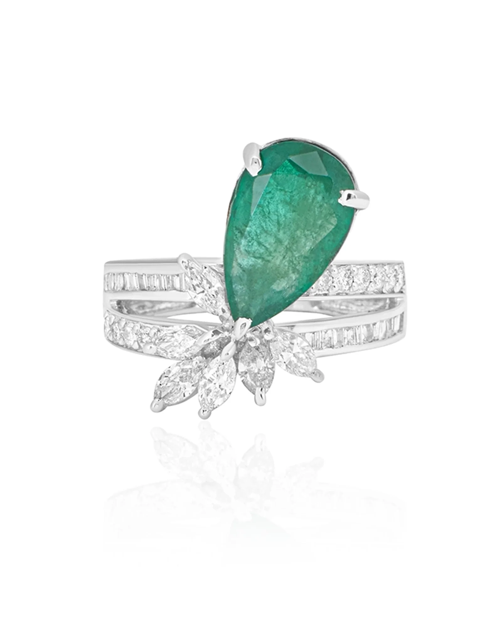 Stargazer Emerald Ring