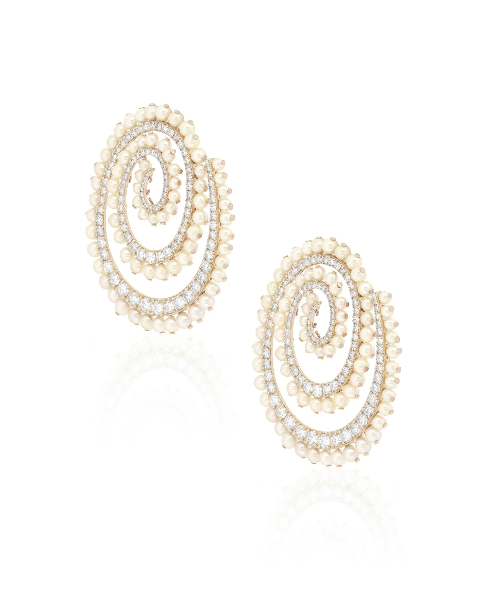 Swirl Effect Earrings - Image 2